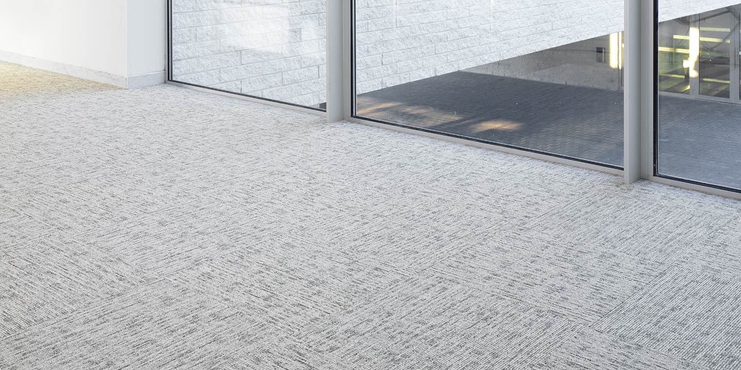 liuni_moquettes_tufted_boucle_quadrotte_autoposanti_first-absolute-912