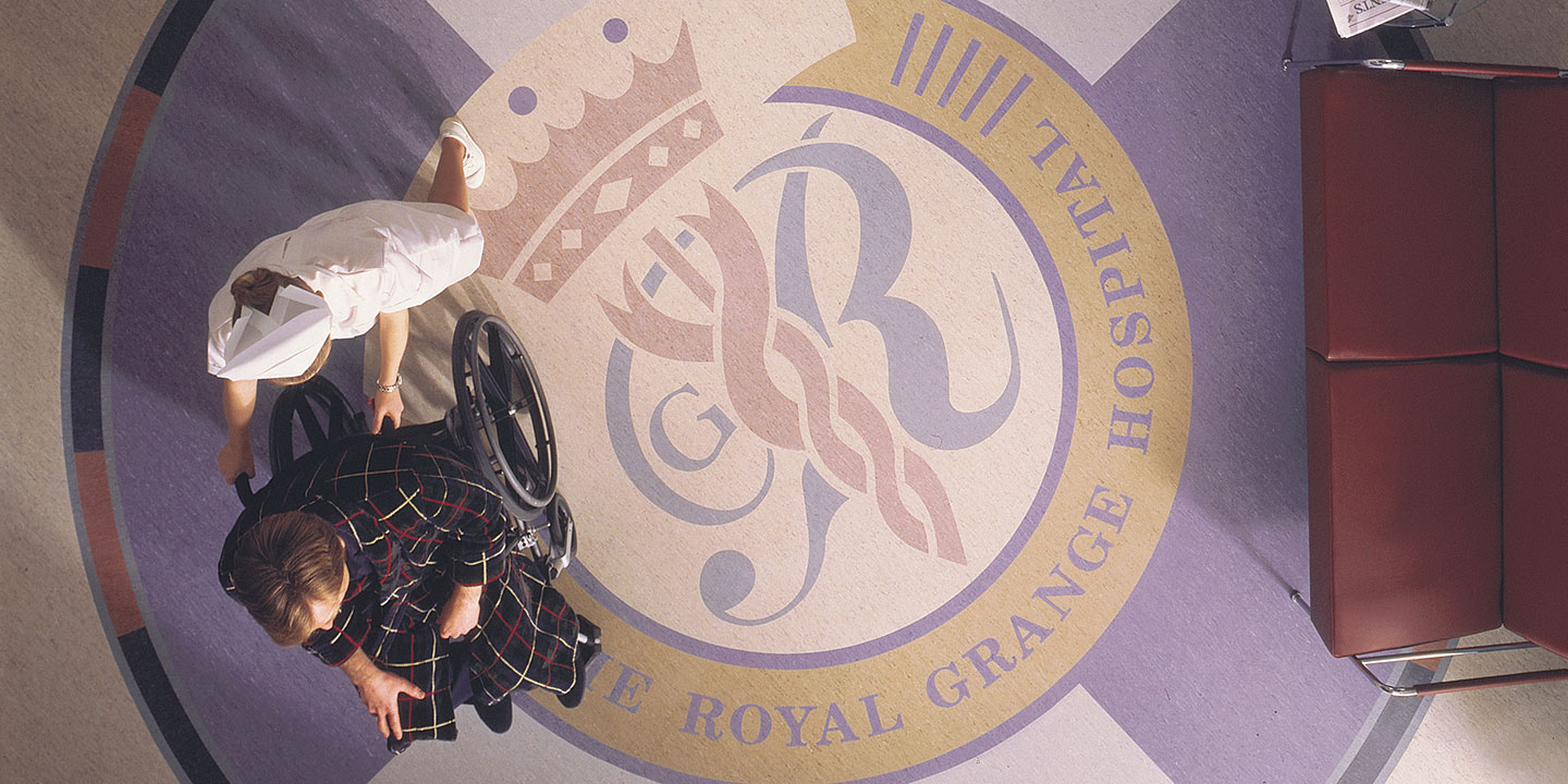 liuni_pavimenti_vinilici_omogenei_direzionali_200_pur_ospedali