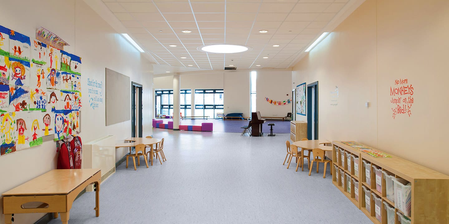 liuni_pavimenti_vinilici_omogenei_direzionali_200_pur_per_scuole