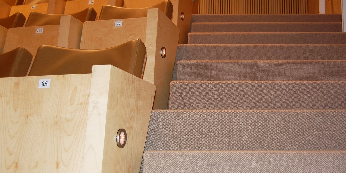 liuni-moquettes-auditorium-studio-hotel-6