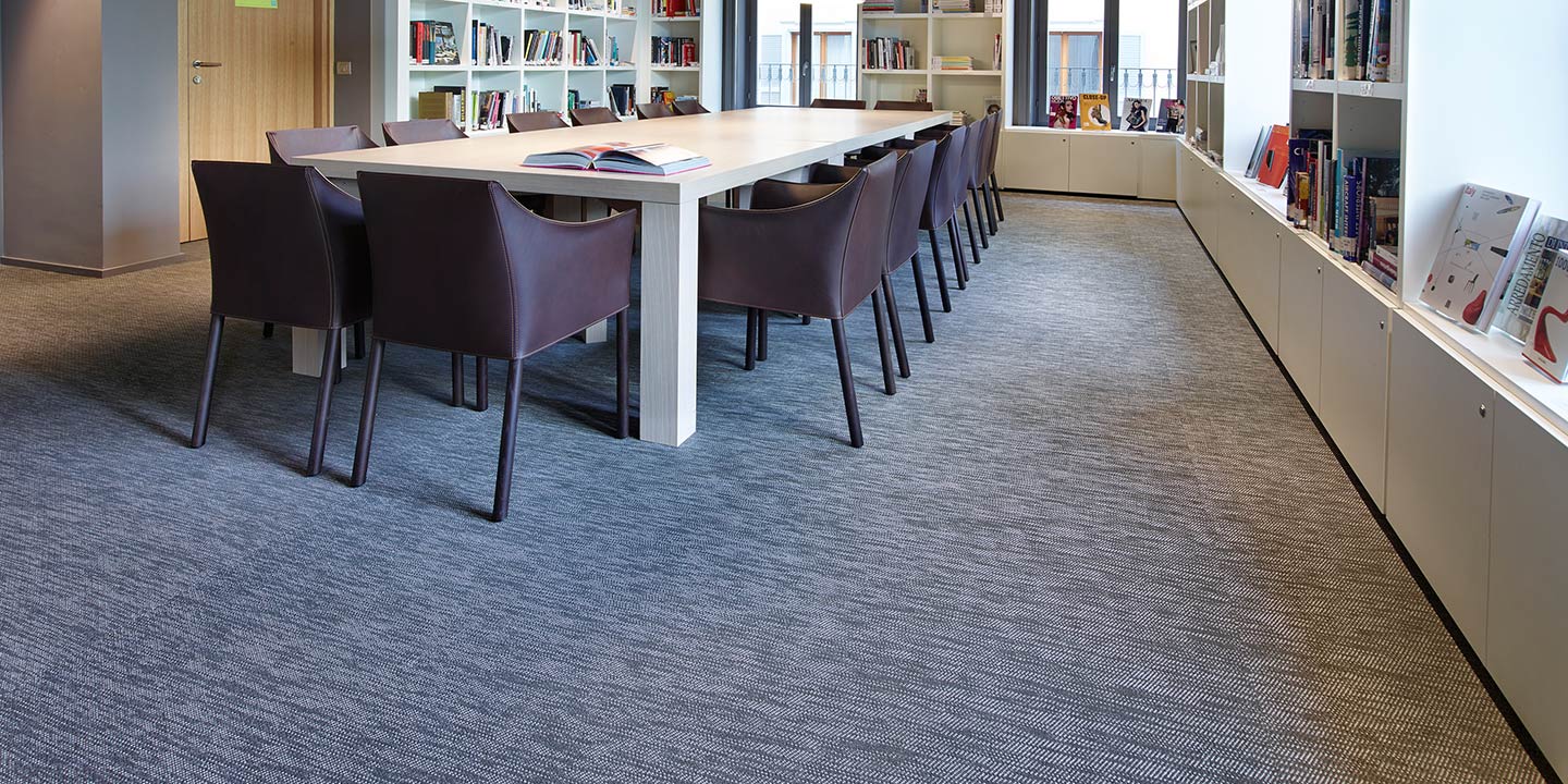 liuni-pavimenti-biblioteca