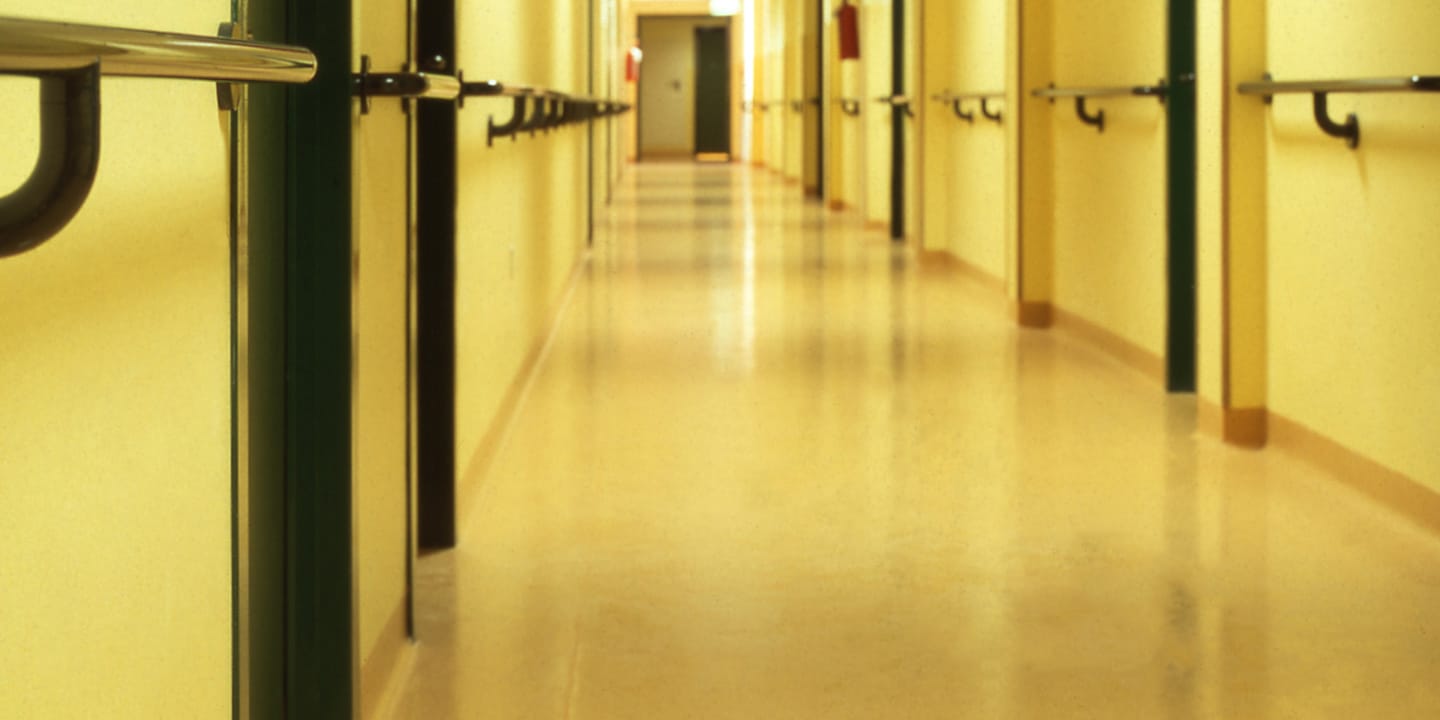 pavimenti-corridoi-ospedale