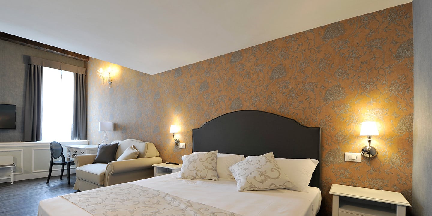 liuni-alberghi-rivestimenti-murali-design-tende-coprenti